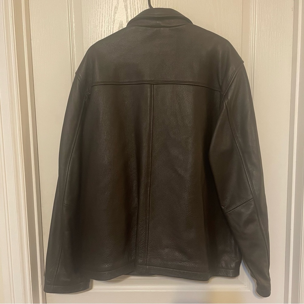 Columbia Men's Dark Brown Leather Jacket - Picture 5 of 15